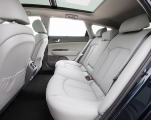 Kia Optima Sportswagon - Interior 3
